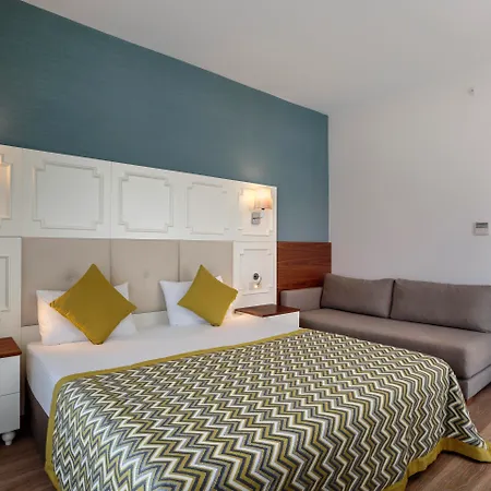 Well Palace Hotell Side