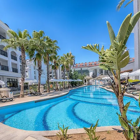 Well Palace Hotell 5*