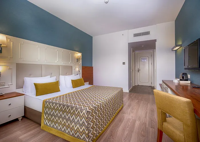 Well Palace Hotell 5*