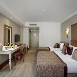 Szálloda Well Palace 5*