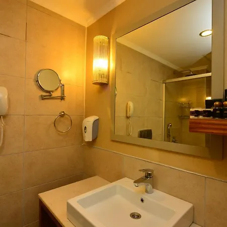 Well Palace Σιντέ