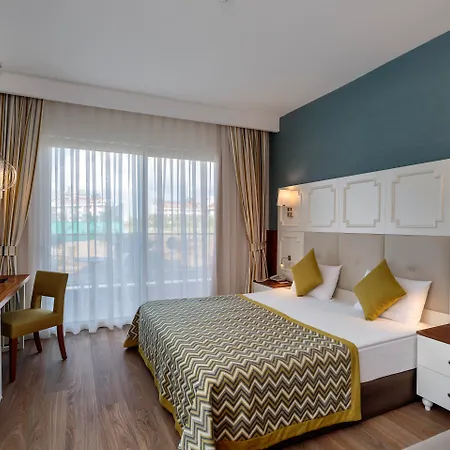 Well Palace Otel 5*