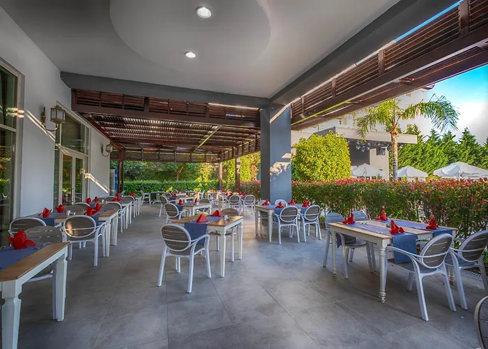 Hotel Well Palace Side