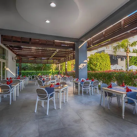 Szálloda Well Palace Side