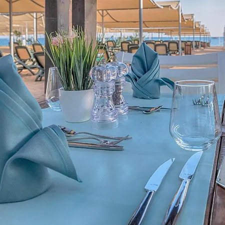 Well Palace Szálloda